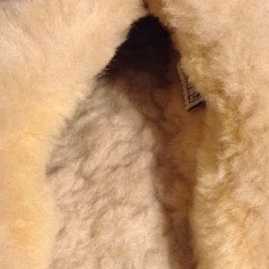 Ugg Add'l pics. Please offer on original listing